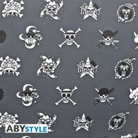 one-piece-cushiodn-skull.jpg