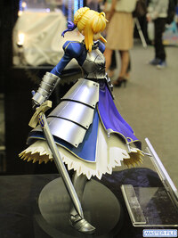 Saber SQ Figure in her Armor - 2