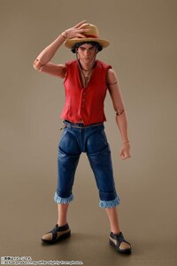 Monkey D. Ruffy - Netflix Version - S.H. Figuarts - Bandai Spirits (5)