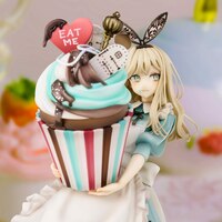 Alice in Wonderland (Akakura) - Union Creative International (21)