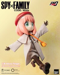 Anya Forger - Winter Costume - FigZero - ThreeZero (11)