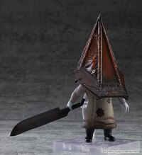Nendoroid 2572 Red Pyramid Thing - 1