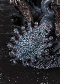 Berserk Figuarts Zero Metallic Touch PVC Statue – Guts in Berserker Armor (35 cm) - 8