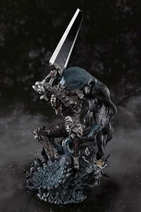 Guts - Berserker Armor - Figuarts Zero Metallic Touch - Bandai Spirits (9)