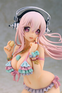 Super Sonico - Macaron Tower - Statue (Alphamax) - 3