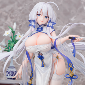 Illustrious - Maiden Lily's Radiance - Brilliant Journey / Union Creative – Figurine 1/7 Azur Lane - Profil