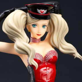 Anne Takamaki - Corset Dress - Phalaeno - Profil