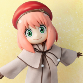 Anya Forger - Winter Costume - FigZero - ThreeZero - Profil