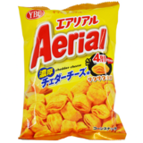 Japanische Mais-Chips - Aerial Cheddar Cheese - YBC - 65 g