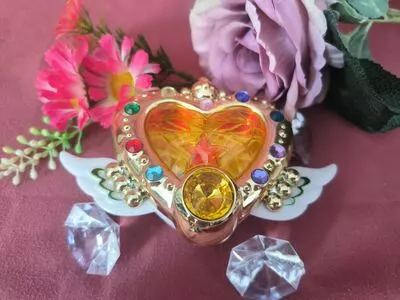 Eternal Moon Brosche