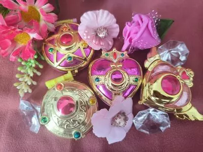 Sailor Moon Broschen