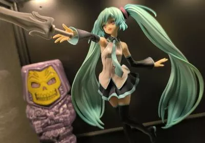 Masters of the Miku 
